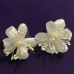 Vintage Delicate Flower Earrings